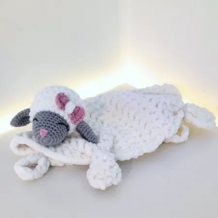 Amigurumi Lamb Lovey