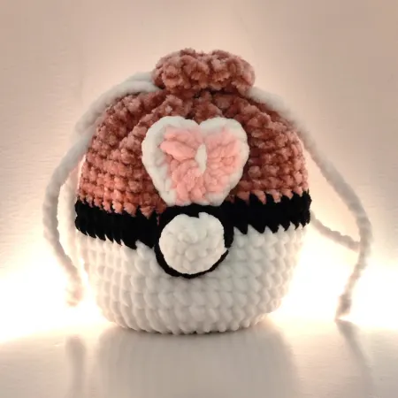 Crochet Poképouch - Love Ball